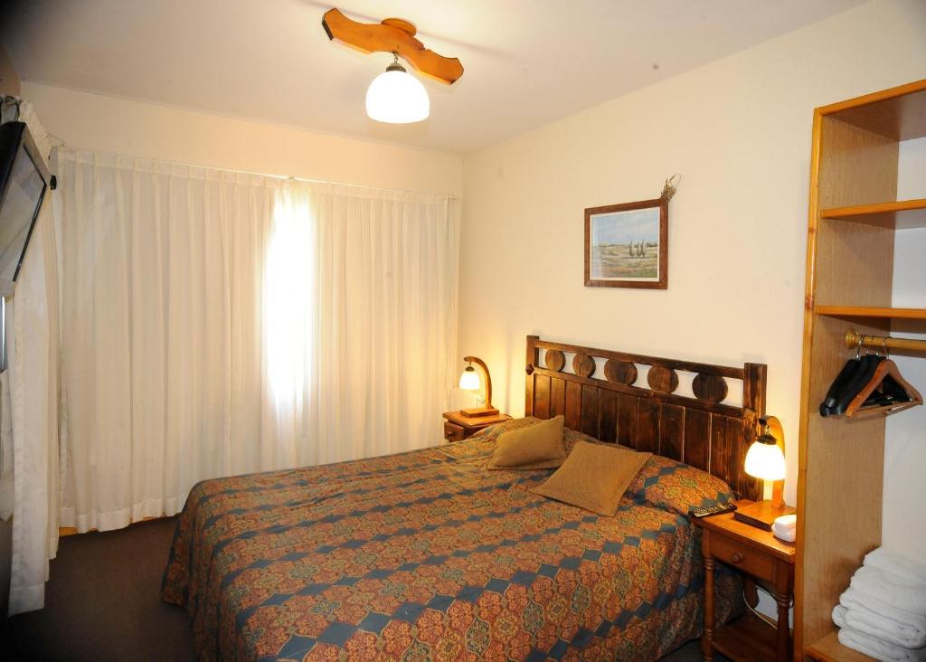 Puente Austral Aparthotel San Carlos de Bariloche Szoba fotó
